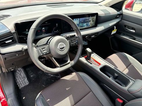 New 2025 Nissan Kicks SR image 10