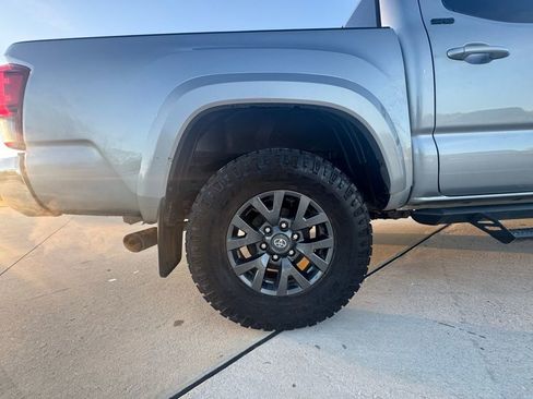 Used 2023 Toyota Tacoma 2WD Double Cab image 23