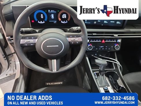 Used 2026 Hyundai Tucson SEL FWD image 8