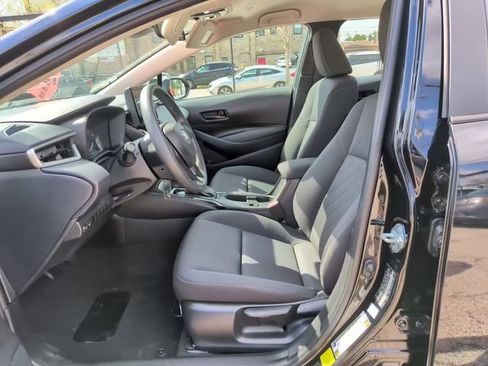 Used 2024 Toyota Corolla LE FWD image 13