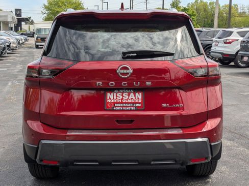 Certified 2024 Nissan Rogue SL w/ SL Premium Package image 6