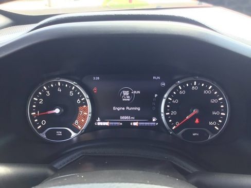 Used 2021 Jeep Renegade Latitude image 10