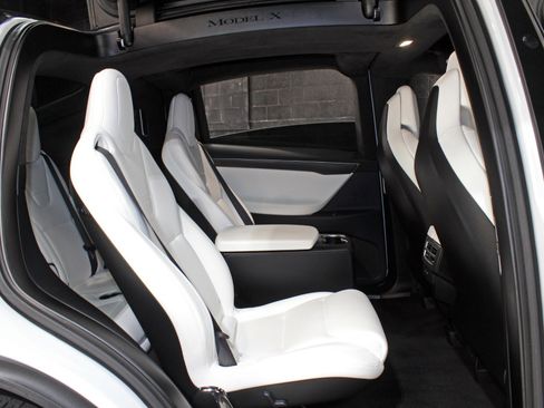 Used 2017 Tesla Model X 100D image 52