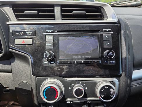 Used 2015 Honda Fit LX image 9