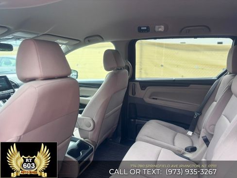 Used 2021 Honda Odyssey EX image 8
