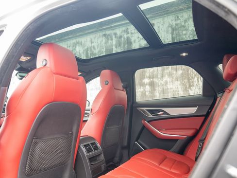 Used 2021 Jaguar F-PACE R-Dynamic S AWD/4WD image 34