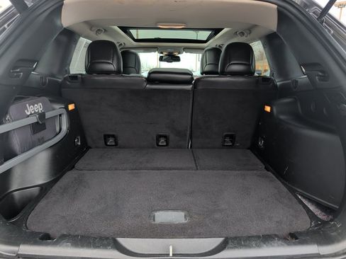 Used 2017 Jeep Cherokee Trailhawk w/ Comfort/Convenience Group image 20