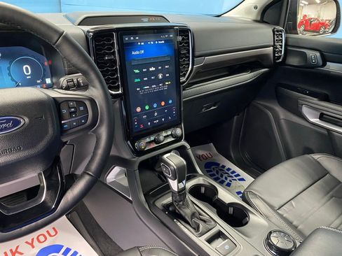 New 2025 Ford Ranger Lariat w/ Trailer Tow Package image 23