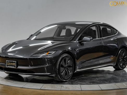 Used 2024 Tesla Model 3 Standard Range RWD image 7