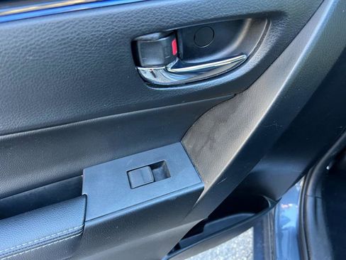 Used 2019 Toyota Corolla SE image 13