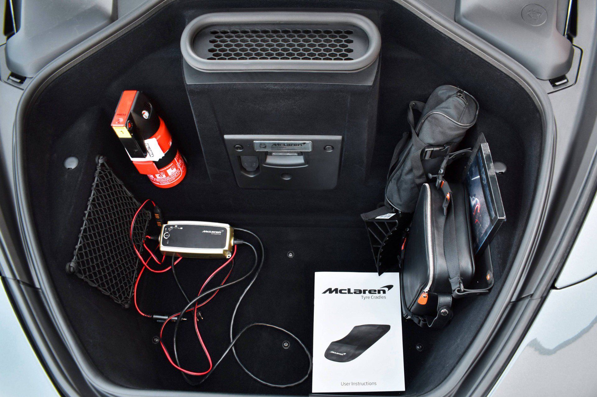 Used 2024 McLaren 750S Spider RWD image 27
