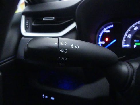 Used 2023 Toyota RAV4 XSE AWD/4WD image 17