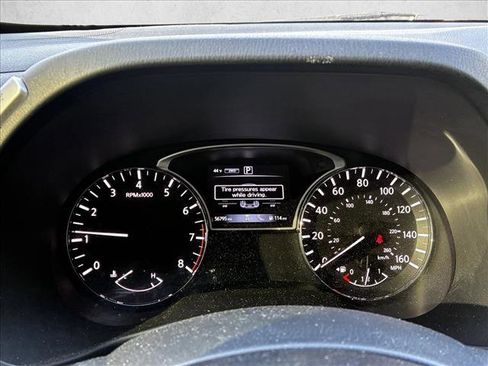 Used 2017 Nissan Pathfinder Platinum w/ Family Entertainment Package image 13