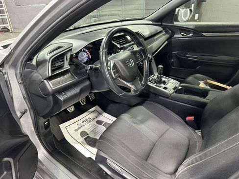 Used 2018 Honda Civic Sport image 22