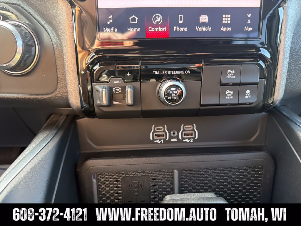 Used 2025 RAM 1500 Big Horn AWD/4WD image 19