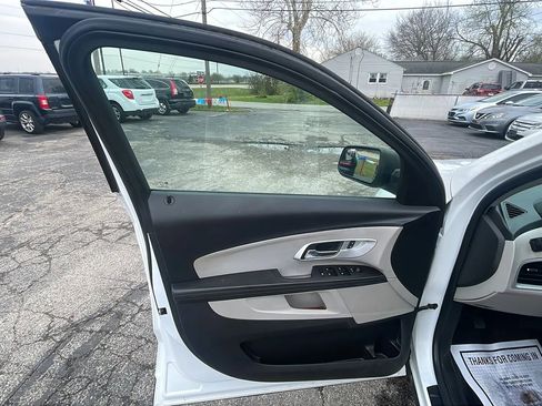 Used 2014 Chevrolet Equinox LS AWD/4WD image 15