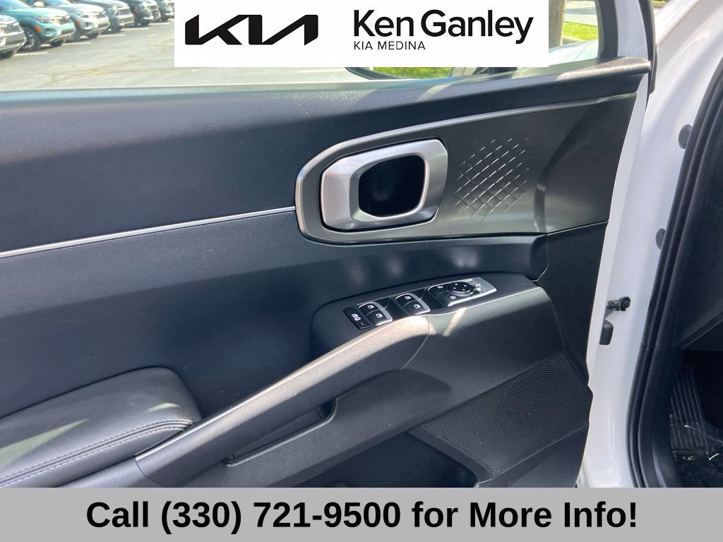 Certified 2023 Kia Sorento EX AWD/4WD image 25