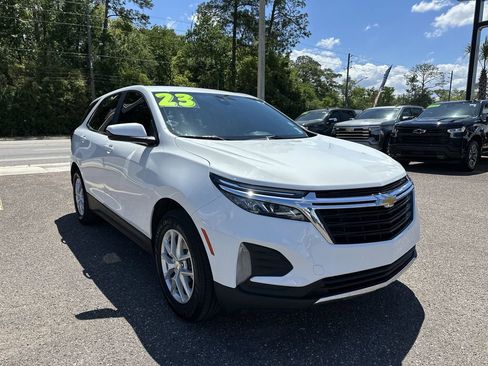 Used 2023 Chevrolet Equinox LT FWD image 10