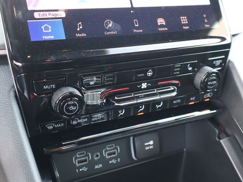 New 2025 Jeep Grand Cherokee Limited image 26