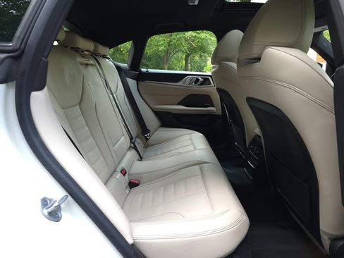 Used 2023 BMW i4 eDrive40 w/ M Sport Package image 20