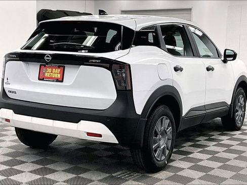 New 2026 Nissan Kicks S FWD image 17