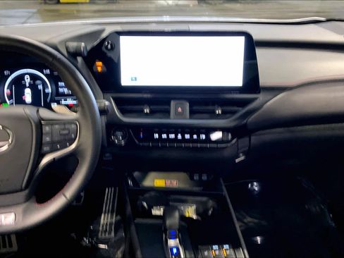 Certified 2025 Lexus UX 300h F SPORT Handling image 7