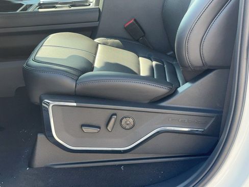 New 2026 Ford F250 Platinum AWD/4WD image 12