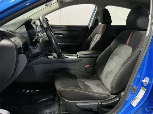 Used 2023 Nissan Sentra SR FWD image 14