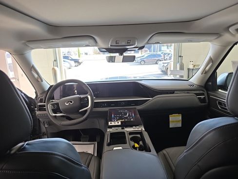 New 2026 INFINITI QX80 Luxe w/ Cargo Package AWD/4WD image 32