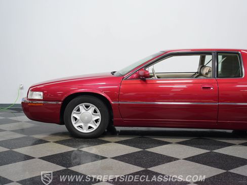 Used 2001 Cadillac Eldorado ESC w/ Comfort/Convenience Pkg FWD image 23