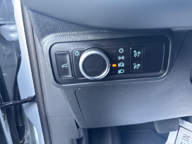 Used 2026 Ford Explorer Active AWD/4WD image 32