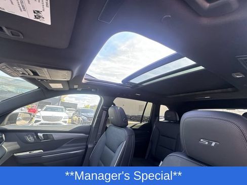 New 2026 Buick Enclave Sport Touring w/ Power Package FWD image 21