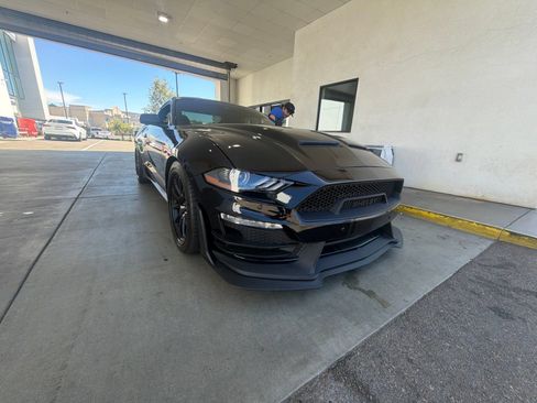 Used 2021 Ford Mustang GT Premium w/ GT Performance Package RWD image 4