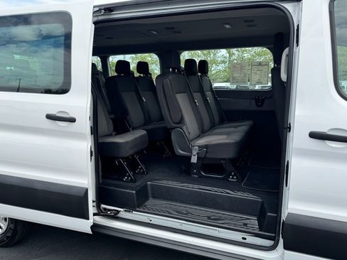 Used 2022 Ford Transit 350 XLT RWD image 14