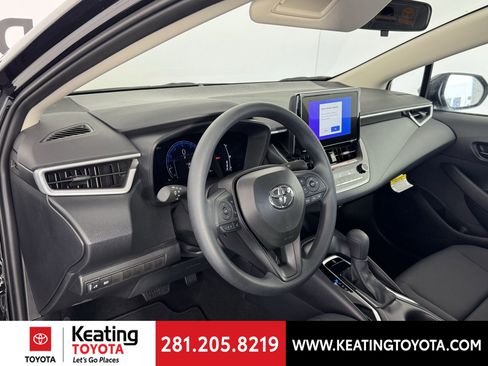 New 2026 Toyota Corolla LE image 2