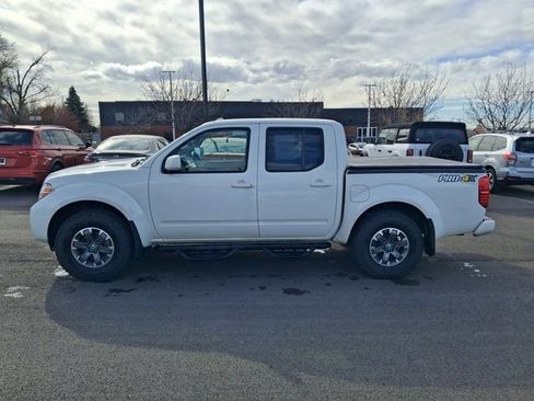 Used 2017 Nissan Frontier PRO-4X image 6