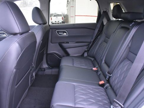 New 2026 Nissan Rogue Platinum w/ Platinum Premium Package image 15