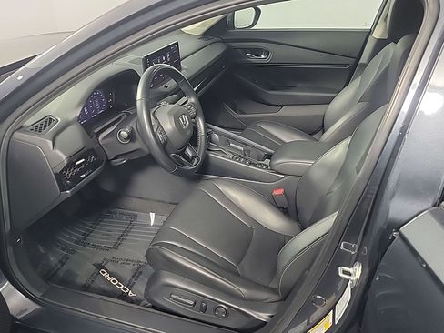 Certified 2024 Honda Accord EX-L image 18