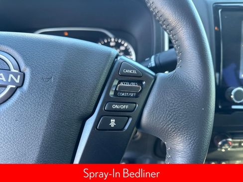 Certified 2022 Nissan Frontier SV image 17