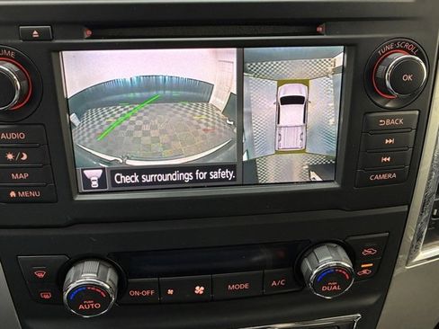 Used 2019 Nissan Titan PRO-4X w/ Pro-4x Convenience Package image 29