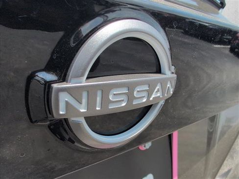 New 2025 Nissan Kicks SR w/ Illumination Package image 24