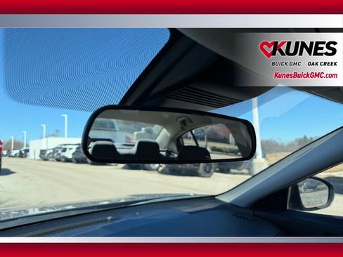 Used 2025 Nissan Altima 2.5 SV image 18