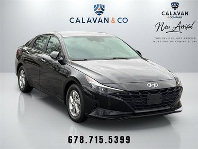 Used 2022 Hyundai Elantra SE