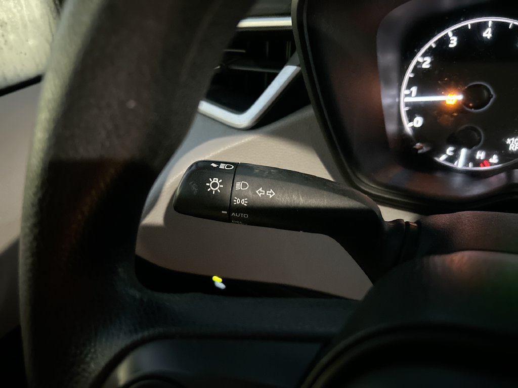Used 2023 Toyota Corolla LE FWD image 19