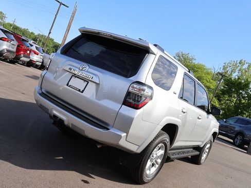 Used 2024 Toyota 4Runner SR5 Premium AWD/4WD image 7