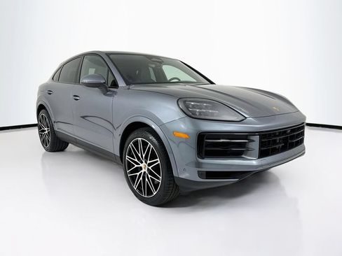 New 2026 Porsche Cayenne Coupe AWD/4WD image 7