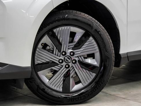 Used 2026 Nissan Murano SL AWD/4WD image 3