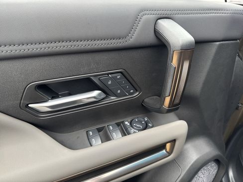 New 2025 GMC Hummer EV 3X w/ Extreme Off-Road Package image 39