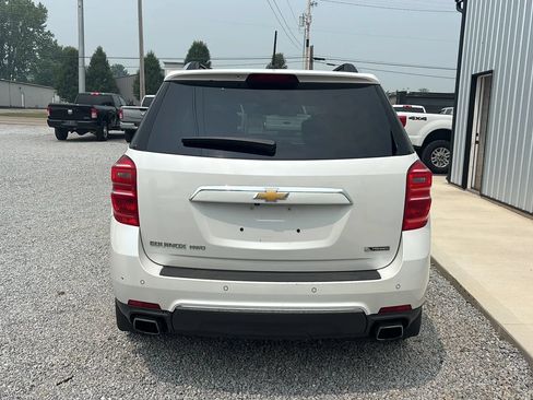 Used 2017 Chevrolet Equinox Premier w/ Enhanced Convenience Package AWD/4WD image 4