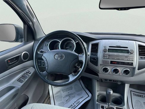 Used 2011 Toyota Tacoma 4x4 Double Cab w/ SR5 Pkg #2 image 25